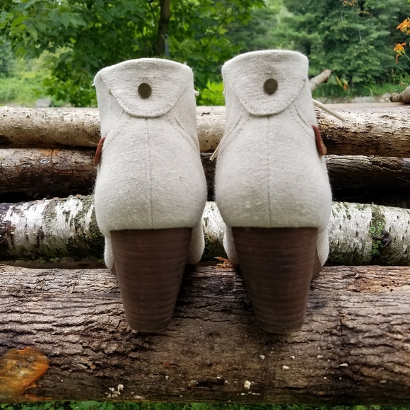 NWT 🎉Host Pick🎉 Chelsee Girl Brand Cream Wedges - Picture 5 of 12